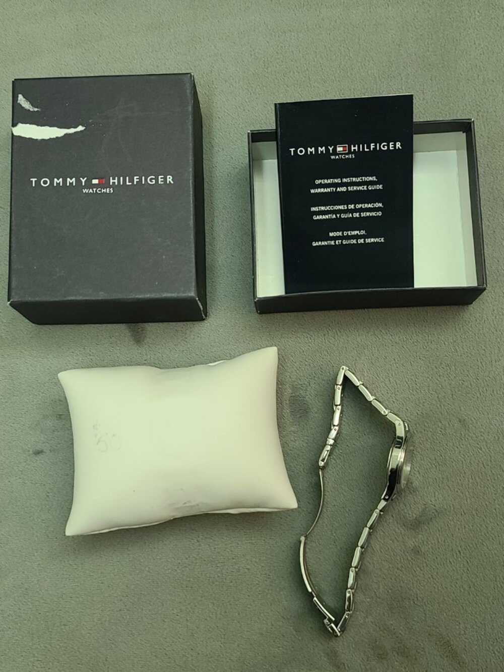 Tommy Hilfiger Women Silver Stainless Steel Watch Link Bracelet Boxed Like New - Picture 2 of 3